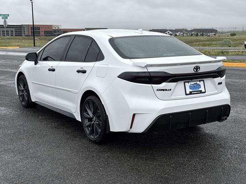 Used 2025 Toyota Corolla XSE FWD image 12