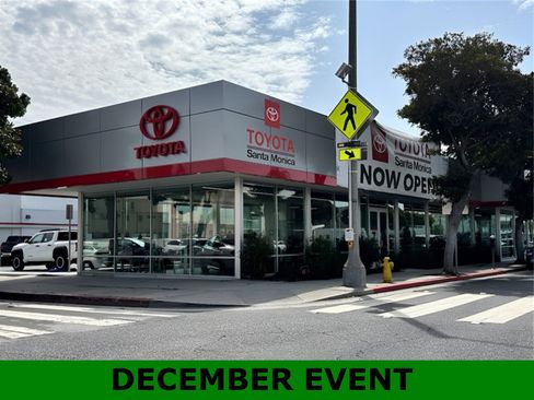 Used 2017 Chevrolet Silverado 1500 LT w/ All Star Edition image 31