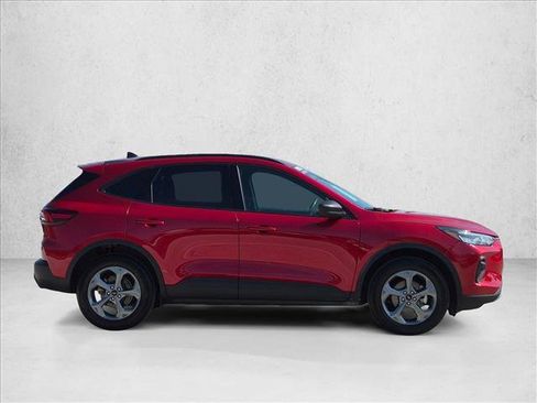 Used 2025 Ford Escape ST-Line AWD/4WD image 4