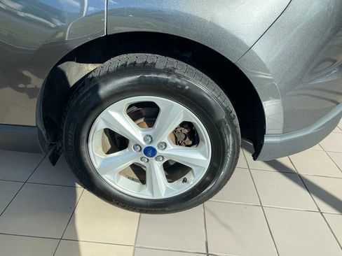 Used 2017 Ford Edge SE image 18