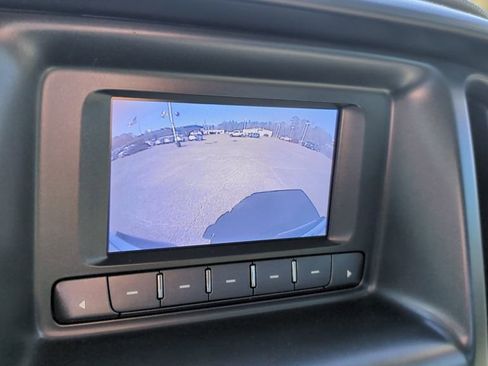 Used 2017 GMC Canyon 2WD Crew Cab w/ Convenience Package image 21