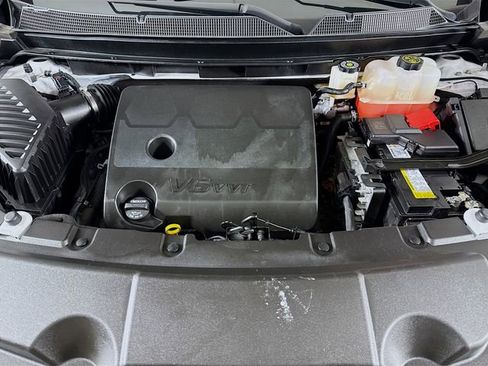 Used 2024 Chevrolet Traverse Premier w/ Redline Edition image 36