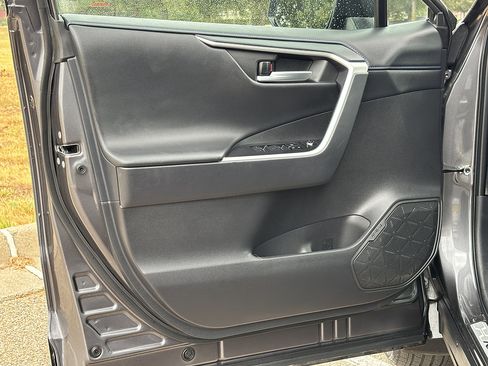 Certified 2024 Toyota RAV4 XSE AWD/4WD image 29