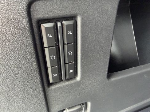 Used 2023 Ford Expedition Max Platinum AWD/4WD image 23