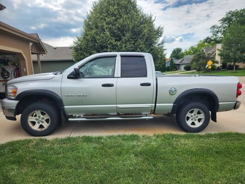 Used 2007 Dodge Ram 1500 Truck SLT w/ Mopar Chrome Edition Group AWD/4WD image 5