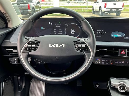 Used 2022 Kia EV6 Wind image 5