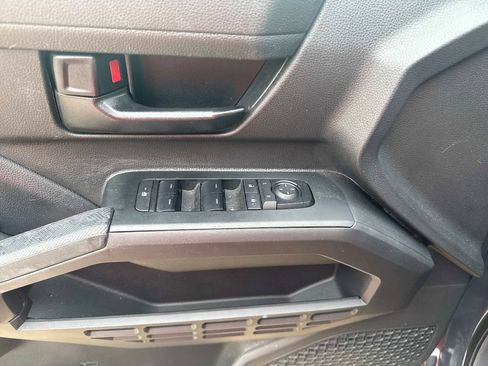 Used 2024 Toyota Tacoma SR5 image 19