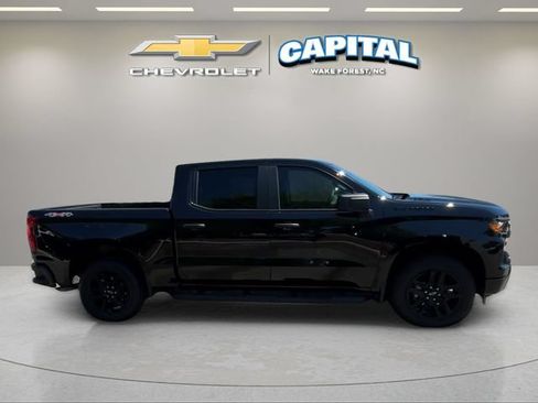 Used 2026 Chevrolet Silverado 1500 Custom w/ LPO, Dark Essentials Package AWD/4WD image 6