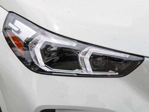 New 2026 BMW X1 xDrive28i w/ Technology Package AWD/4WD image 8