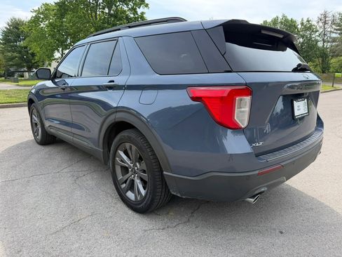 Used 2021 Ford Explorer XLT w/ Equipment Group 202A RWD image 7