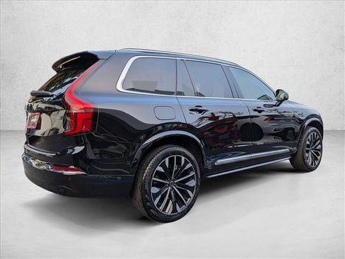 Certified 2025 Volvo XC90 B6 Plus w/ Protection Package Premier image 5