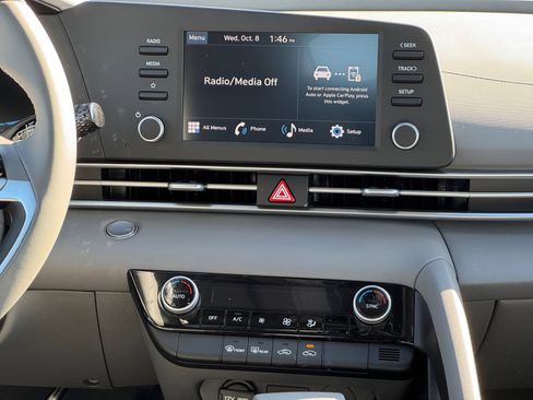 New 2025 Hyundai Elantra Sport image 11