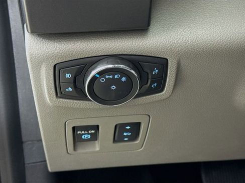 Used 2016 Ford F150 XLT w/ Equipment Group 301A Mid image 10