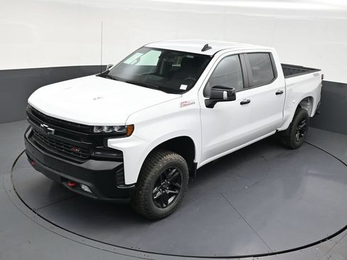 Used 2022 Chevrolet Silverado 1500 LT Trail Boss w/ Safety Package AWD/4WD image 14