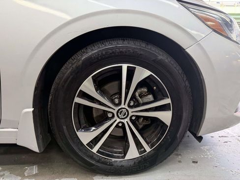 Used 2022 Nissan Sentra SV FWD image 10