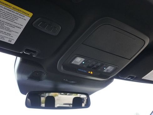 Used 2025 Ford Explorer ST w/ Sun And Sound Package AWD/4WD image 16