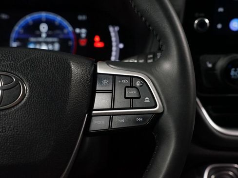 Certified 2026 Toyota Grand Highlander FWD image 13