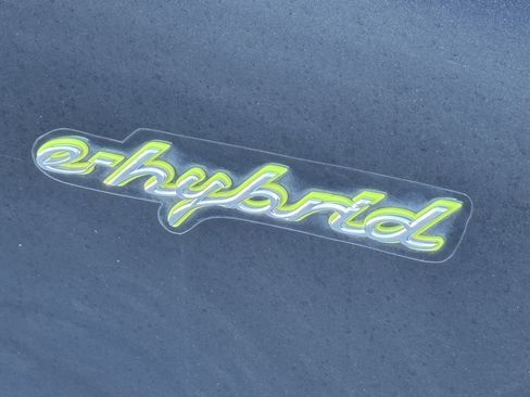 Used 2017 Porsche Cayenne S Platinum image 8