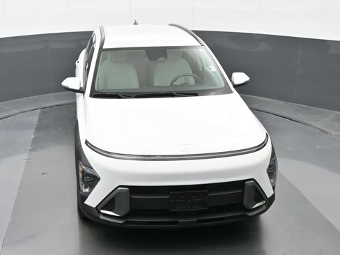 Certified 2024 Hyundai Kona SEL FWD image 34