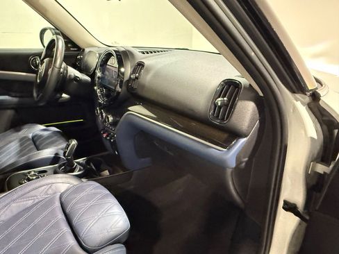Used 2023 MINI Cooper Countryman S w/ Signature Upholstery Package image 43