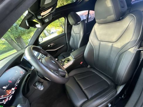 Used 2022 BMW 330i xDrive Sedan w/ M Sport Package AWD/4WD image 15