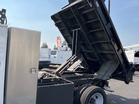 Used 2021 Ford F550 2WD Regular Cab Super Duty w/ Power Equipment Group image 12