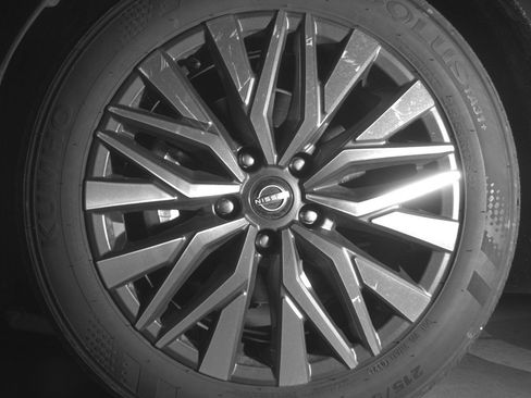 Used 2025 Nissan Altima 2.5 SV image 12