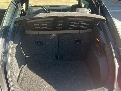Used 2012 Volkswagen Beetle Turbo image 28