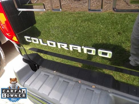 Used 2022 Chevrolet Colorado Z71 AWD/4WD image 15