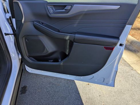 New 2026 Ford Escape Active image 33