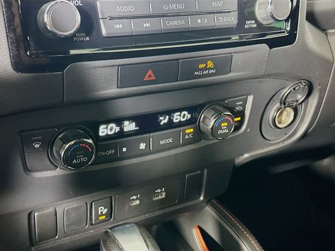 Used 2023 Nissan Frontier PRO-4X w/ Technology Package AWD/4WD image 23