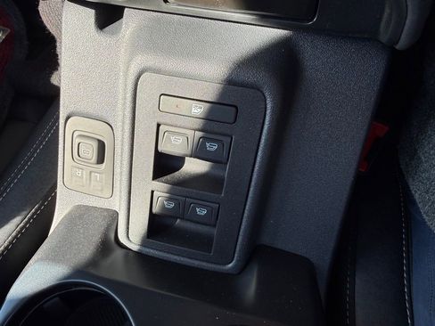 New 2025 Ford Bronco Badlands image 31