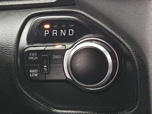 Used 2024 RAM 2500 Big Horn AWD/4WD image 18