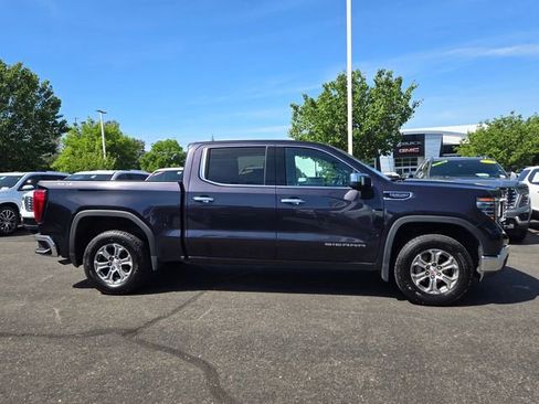 Used 2025 GMC Sierra 1500 SLT AWD/4WD image 3
