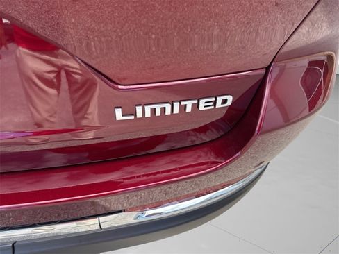 Used 2025 Jeep Grand Cherokee Limited w/ Trailer Tow Package image 28