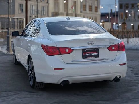 Used 2016 INFINITI Q50 3.0t Premium w/ Driver Assistance Package image 5