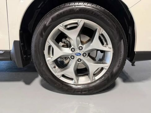 Used 2018 Subaru Forester 2.5i Touring w/ Popular Package #2 AWD/4WD image 9