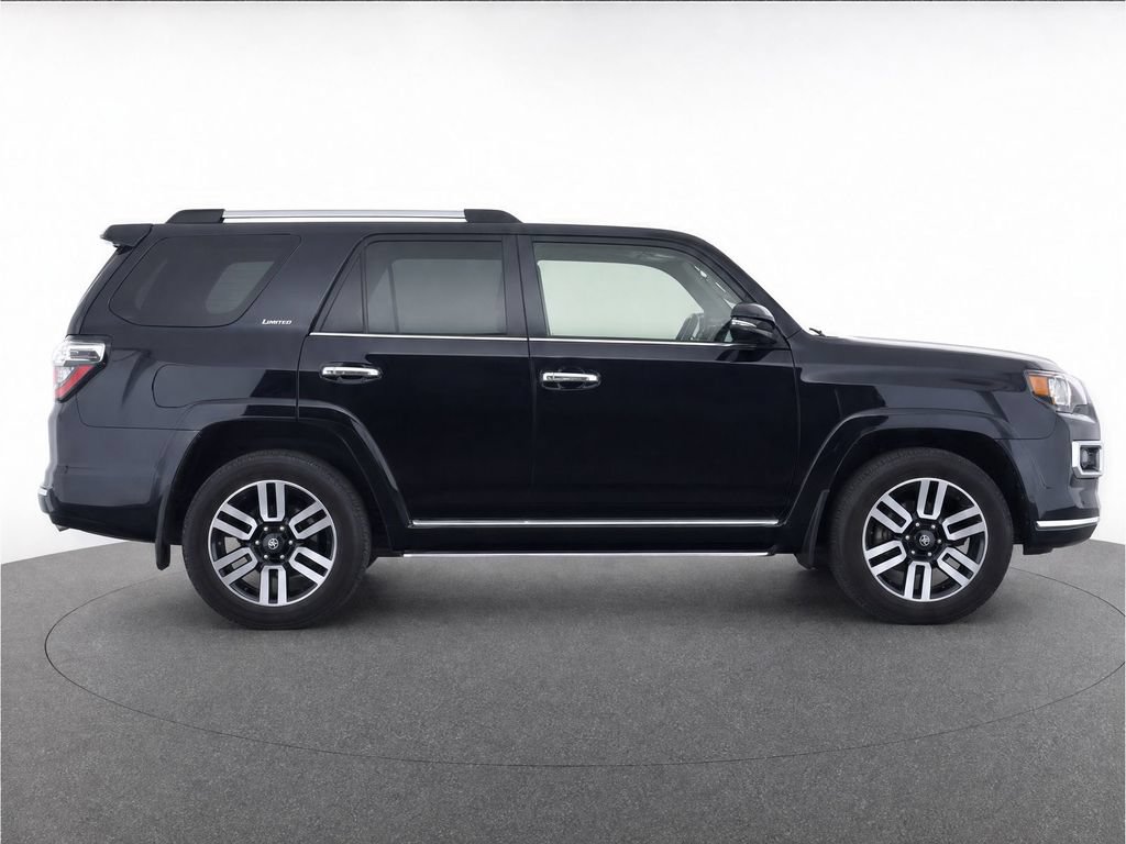 Used 2018 Toyota 4Runner Limited AWD/4WD image 8