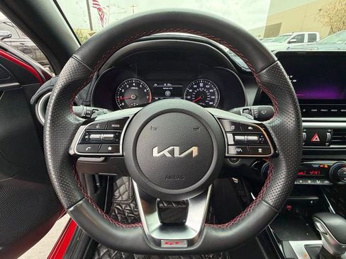 Used 2022 Kia Forte GT w/ GT Technology Package image 19