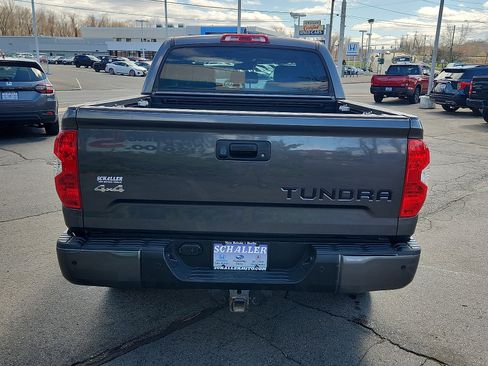 Used 2021 Toyota Tundra Platinum image 5