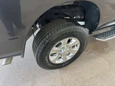 Certified 2025 RAM 2500 Big Horn AWD/4WD image 29