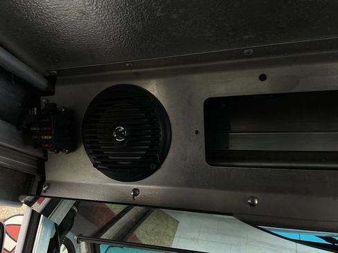 Used 2017 Ford E-350 and Econoline 350 Super Duty w/ A/C Prep Package image 31