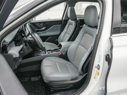 Used 2022 Lincoln Corsair Reserve w/ Equipment Group 201A AWD/4WD image 11