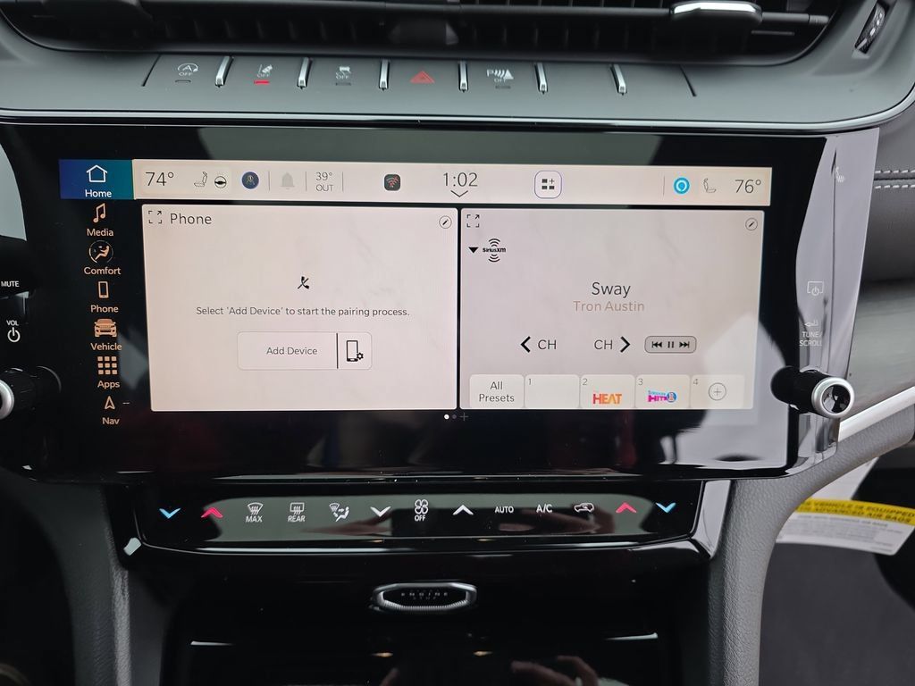 New 2026 Jeep Grand Cherokee Altitude AWD/4WD image 20
