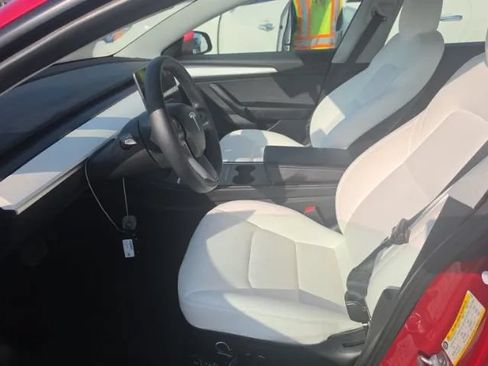 Used 2022 Tesla Model 3 Long Range AWD/4WD image 3