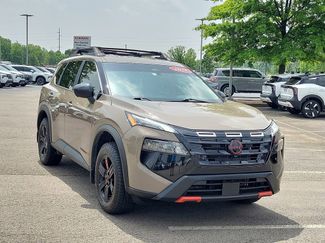 Used 2025 Nissan Rogue SV AWD/4WD video 1