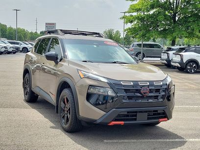 Used 2025 Nissan Rogue SV