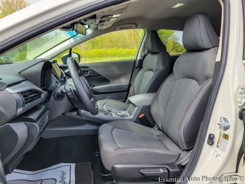 Certified 2024 Subaru Crosstrek 2.0i Premium AWD/4WD image 8