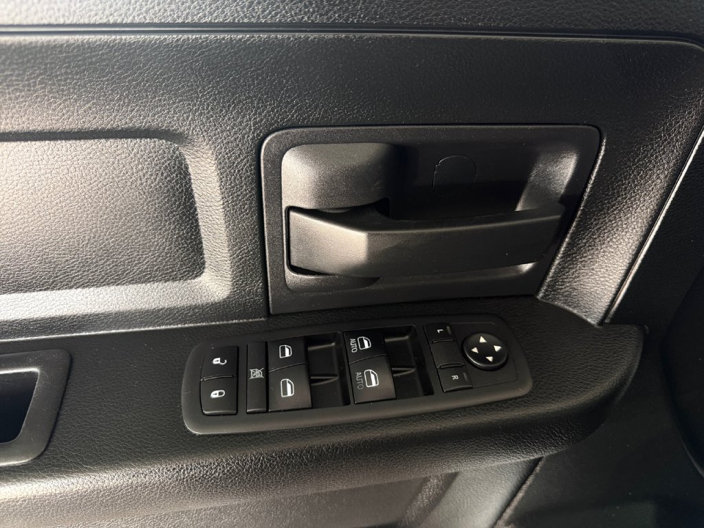 Used 2018 RAM 1500 Tradesman w/ Popular Equipment Group RWD image 11