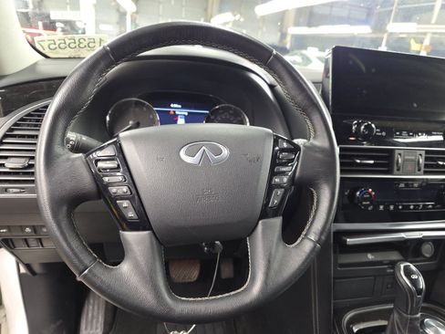Used 2024 INFINITI QX80 Luxe image 7